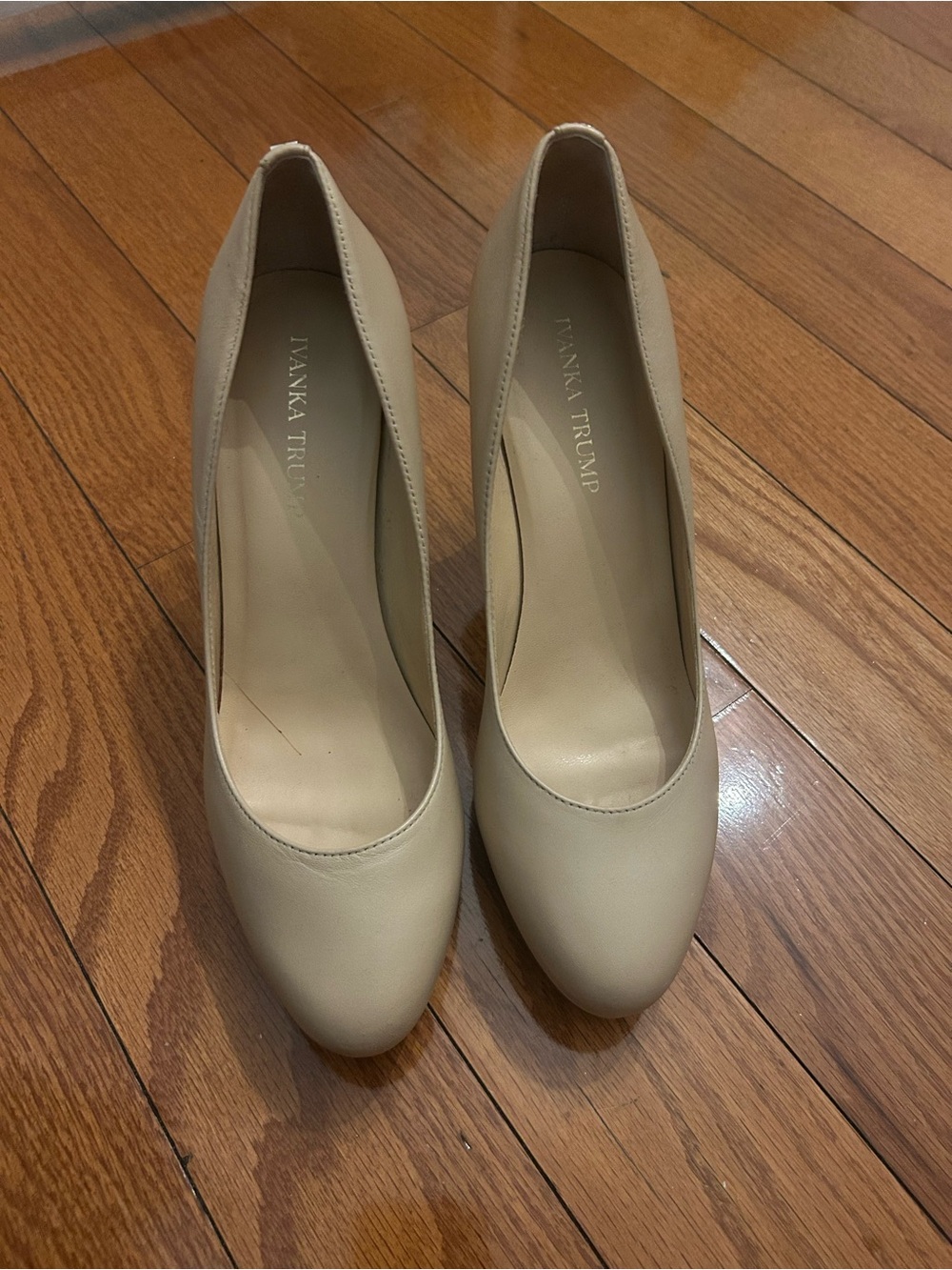 Ivanka Trump Beige Leather Round-Toe Pumps